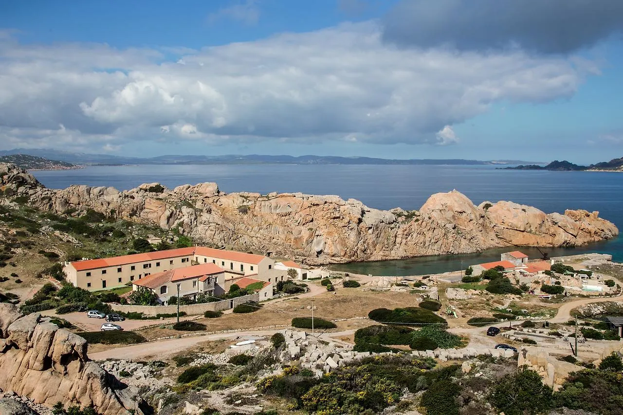 Residence Cava Francese La Maddalena  0*, La Maddalena (Sassari)