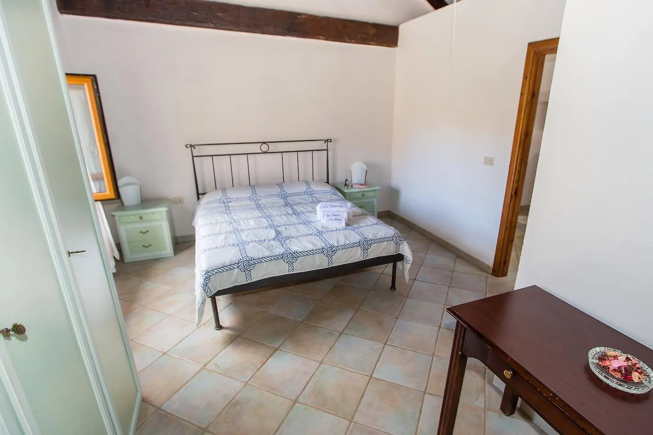 Aparthotel Residence Cava Francese La Maddalena  Italia