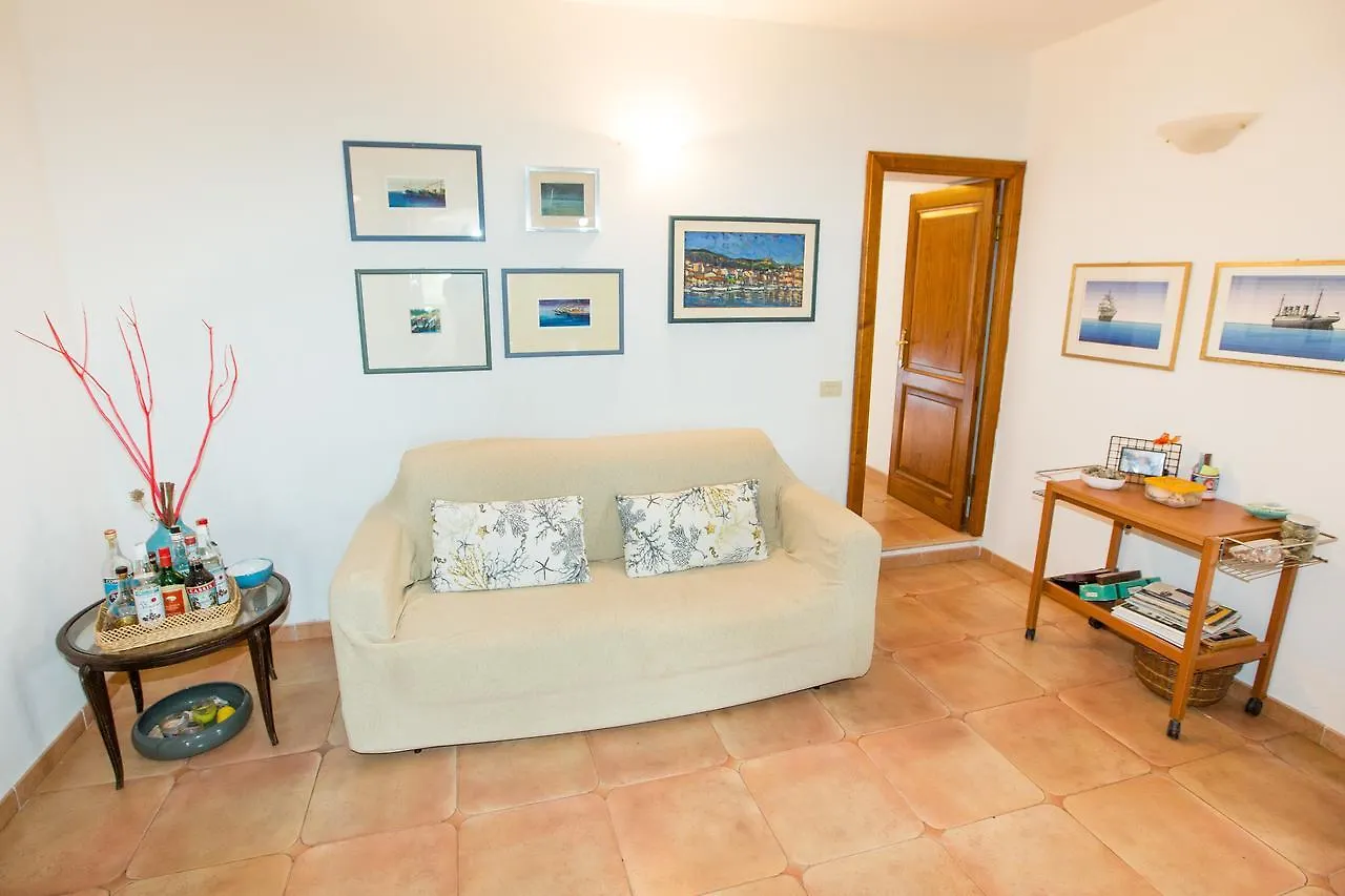 Residence Cava Francese La Maddalena  Aparthotel La Maddalena (Sassari)